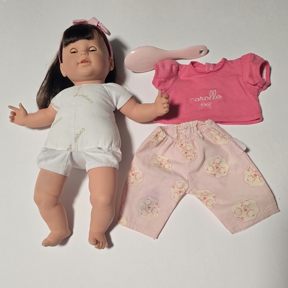 14" Corelle Pink Baby Doll with Brown Eye/Hair & Brush - Picture 8 of 16